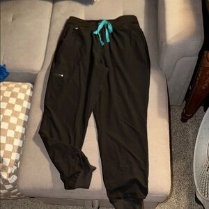 Figs FreeX Double Lined Swishy Scrub Jogger Pants